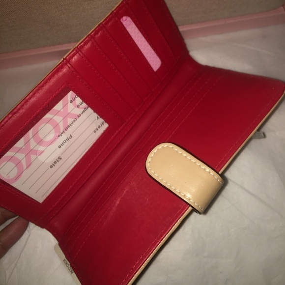 XoXo Cherry Print Wallet - Picture 3 of 4